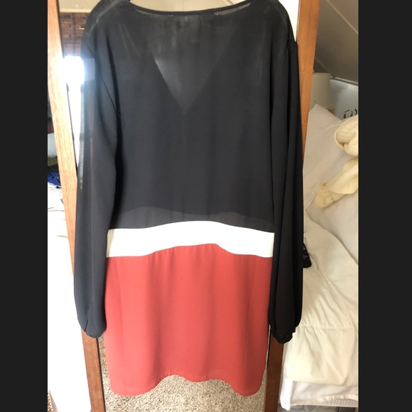 Forever 21 Color-Blocking Dress - Picture 3 of 4